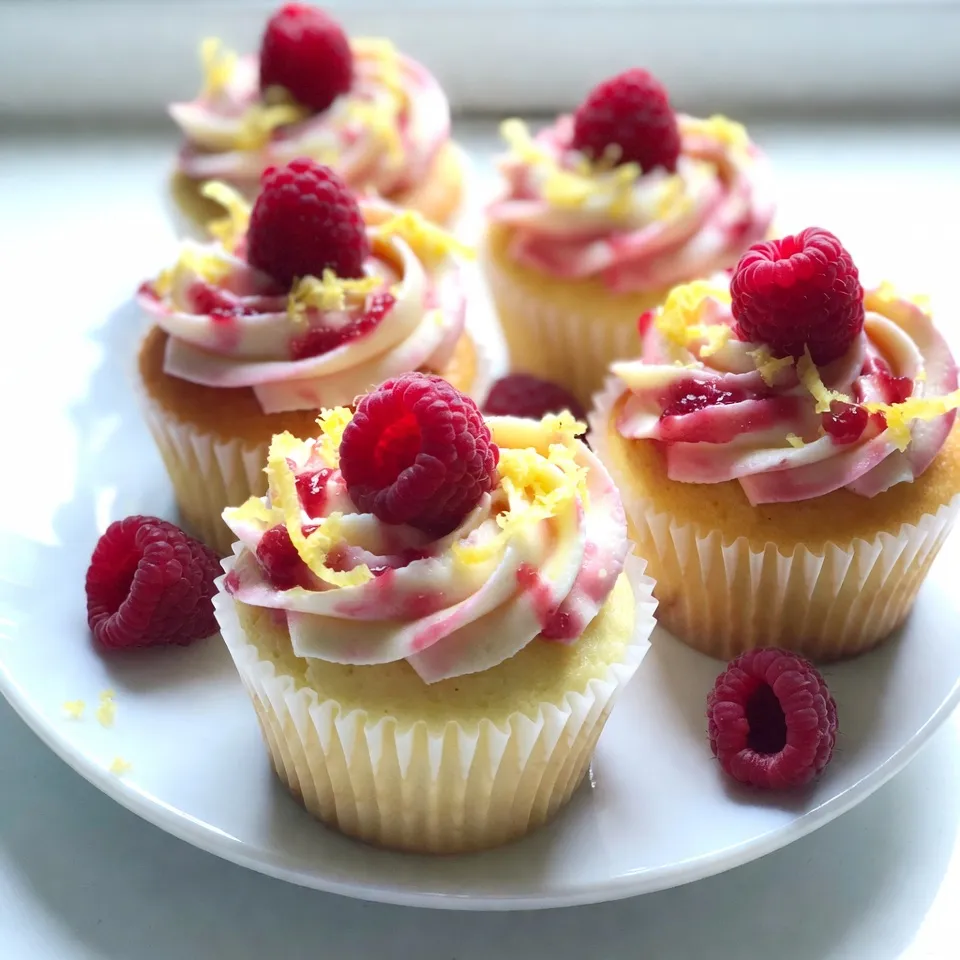 Raspberry Lemonade Cupcakes Delightful Summer Treat